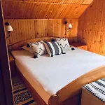 Lodge Dom Letniskowy Posrod Kaszubskiego Lasu *