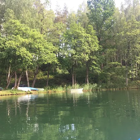 Dom Letniskowy Posrod Kaszubskiego Lasu