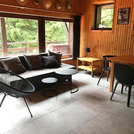 Dom Letniskowy Posrod Kaszubskiego Lasu Alojamento de Turismo Selvagem