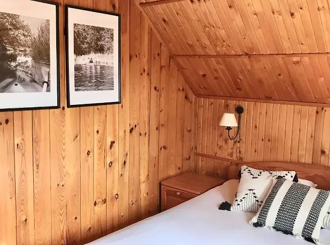 Dom Letniskowy Posrod Kaszubskiego Lasu *