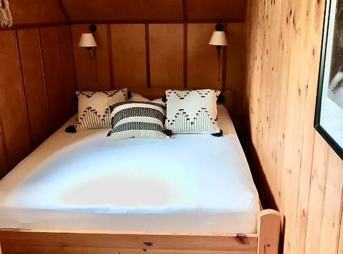 Dom Letniskowy Posrod Kaszubskiego Lasu