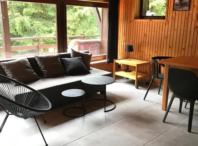 Dom Letniskowy Posrod Kaszubskiego Lasu Chata